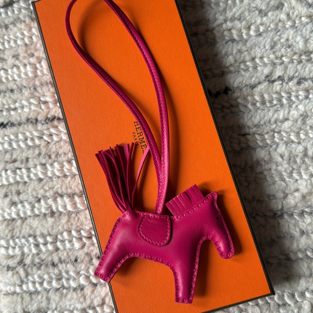 NIB Hermes PM Rose Mexico Bag Charm - Picture 3 of 5